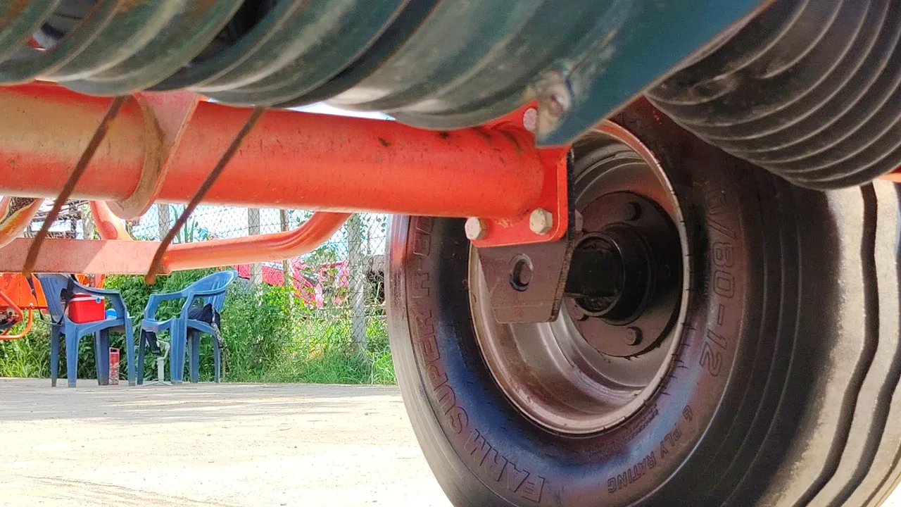 Kubota HB135 – Exterior