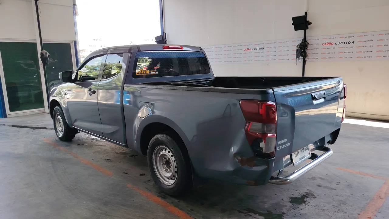2023 Isuzu D-Max – Back