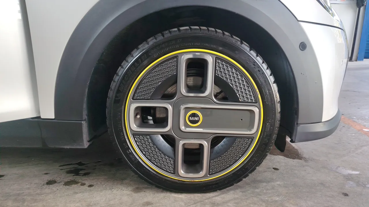 2023 Mini Cooper SE – Exterior