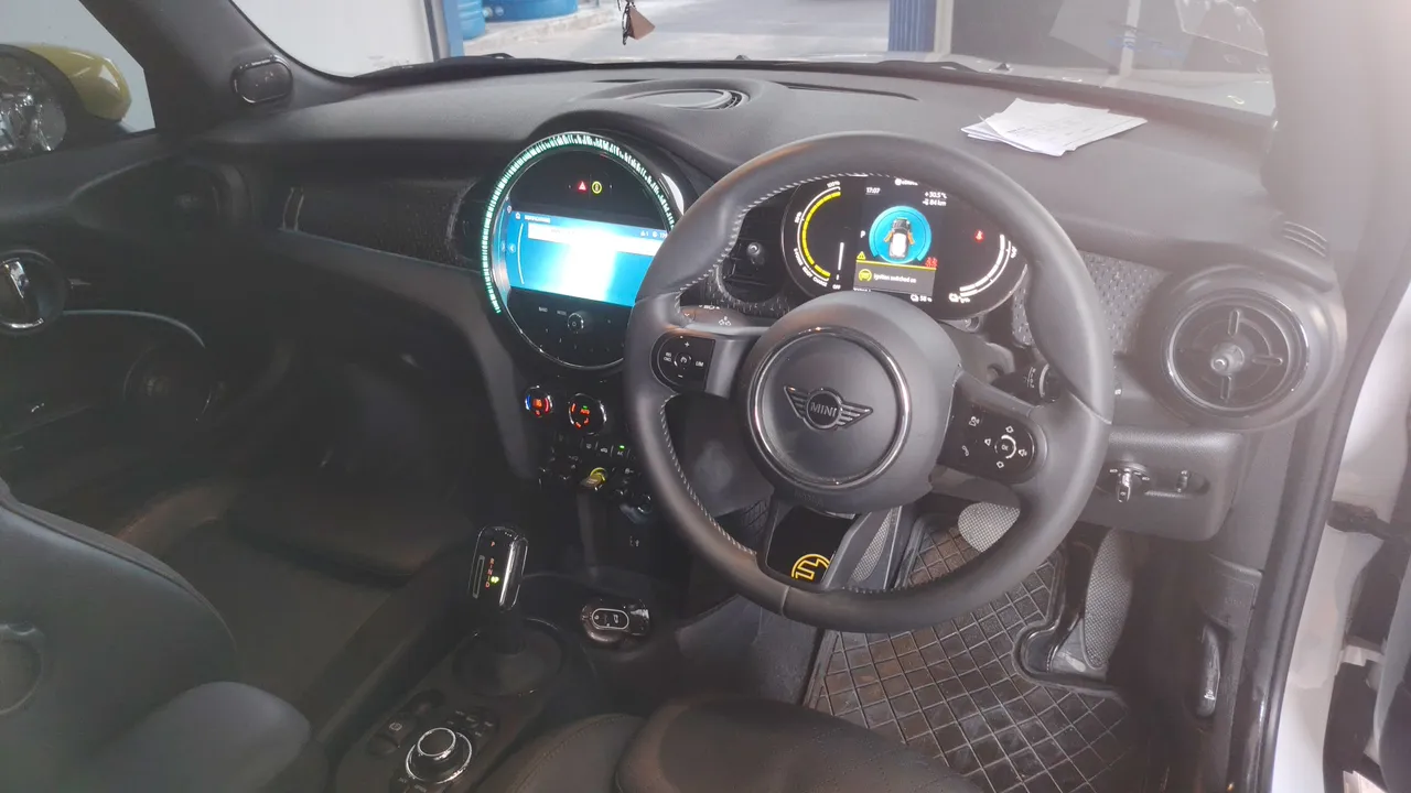 2023 Mini Cooper SE – Exterior