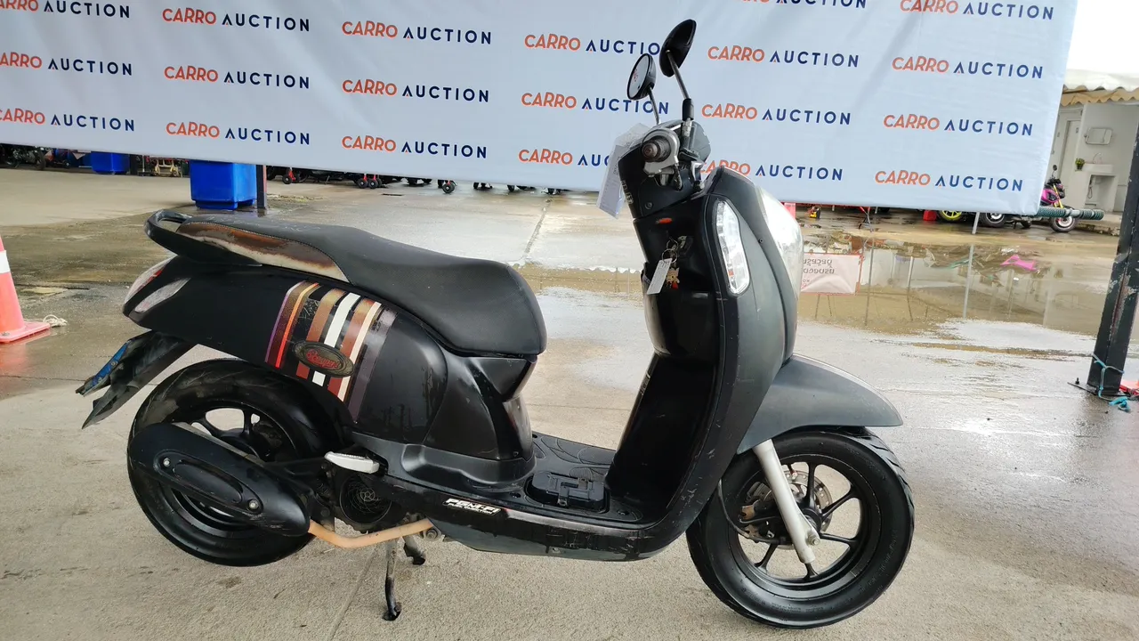 2014 Honda Scoopy – Exterior