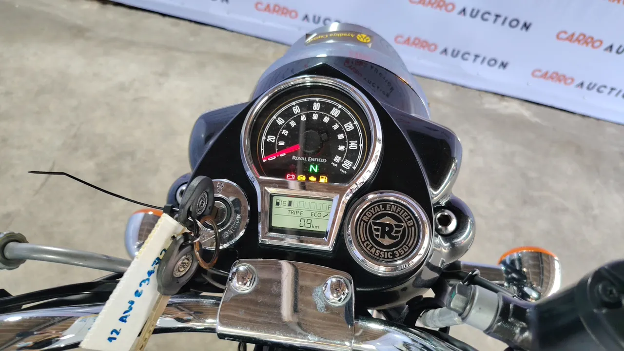 2024 Enfield Classic 350 – Exterior