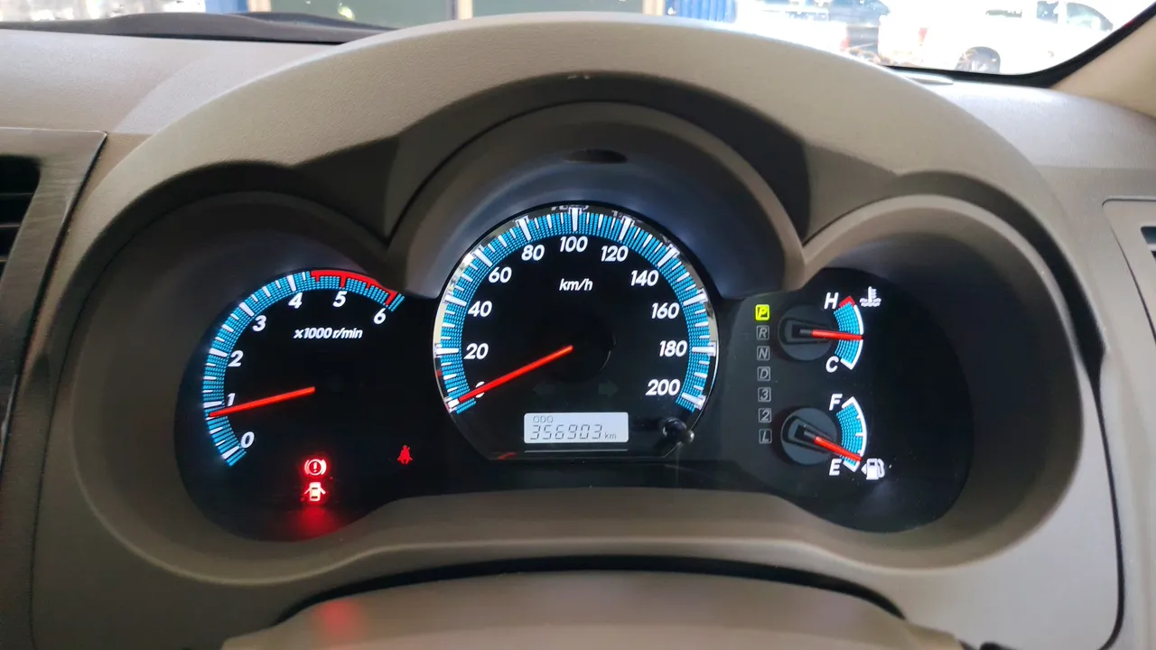 2012 Toyota Fortuner – Exterior