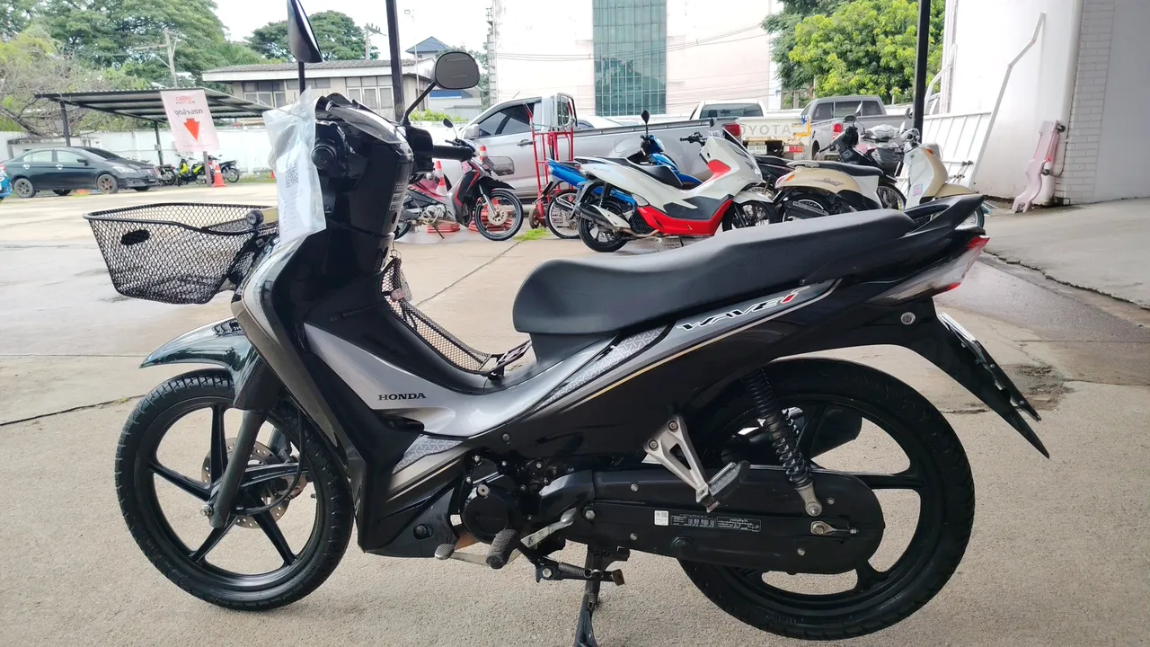2022 Honda Wave – Side