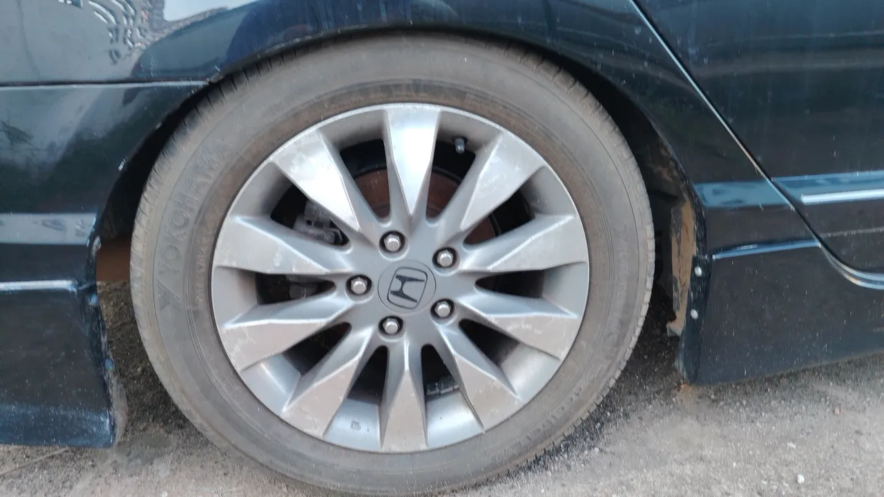 2009 Honda Civic – Exterior
