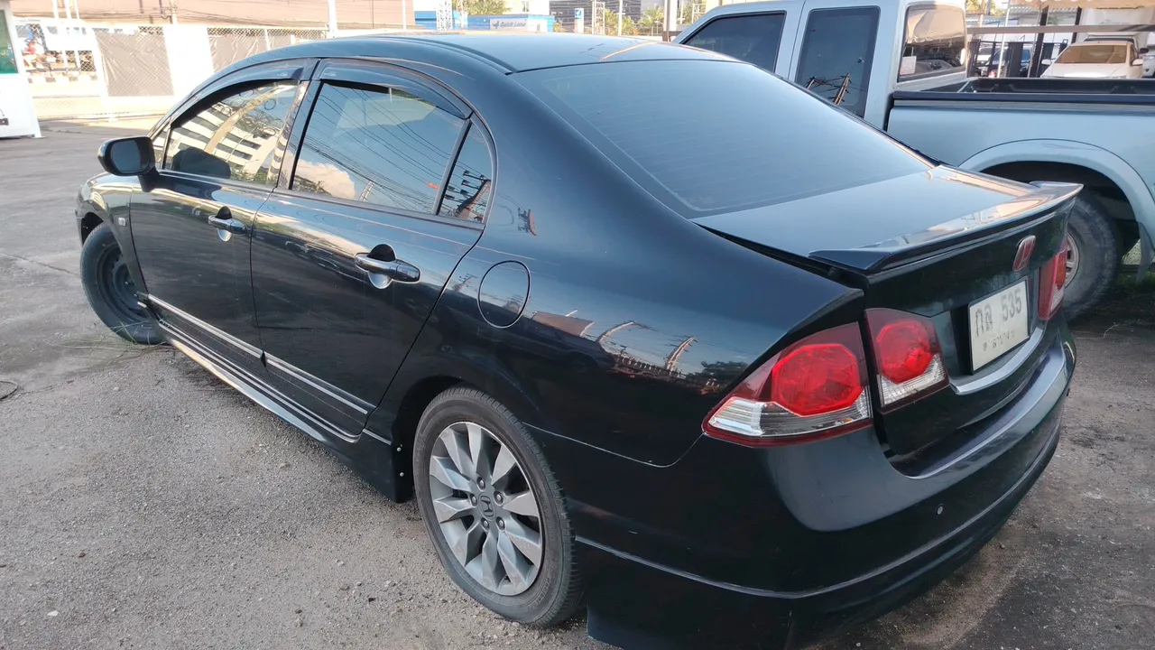 2009 Honda Civic – Exterior