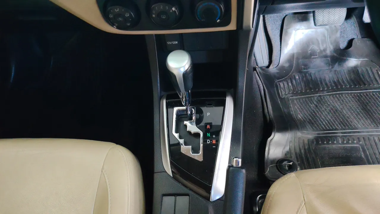 2018 Toyota Corolla Altis – Exterior