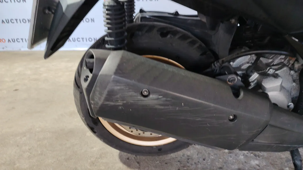 2020 Yamaha X-Max – Exterior