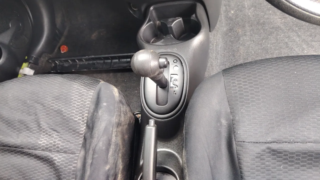 2011 Nissan March – Exterior