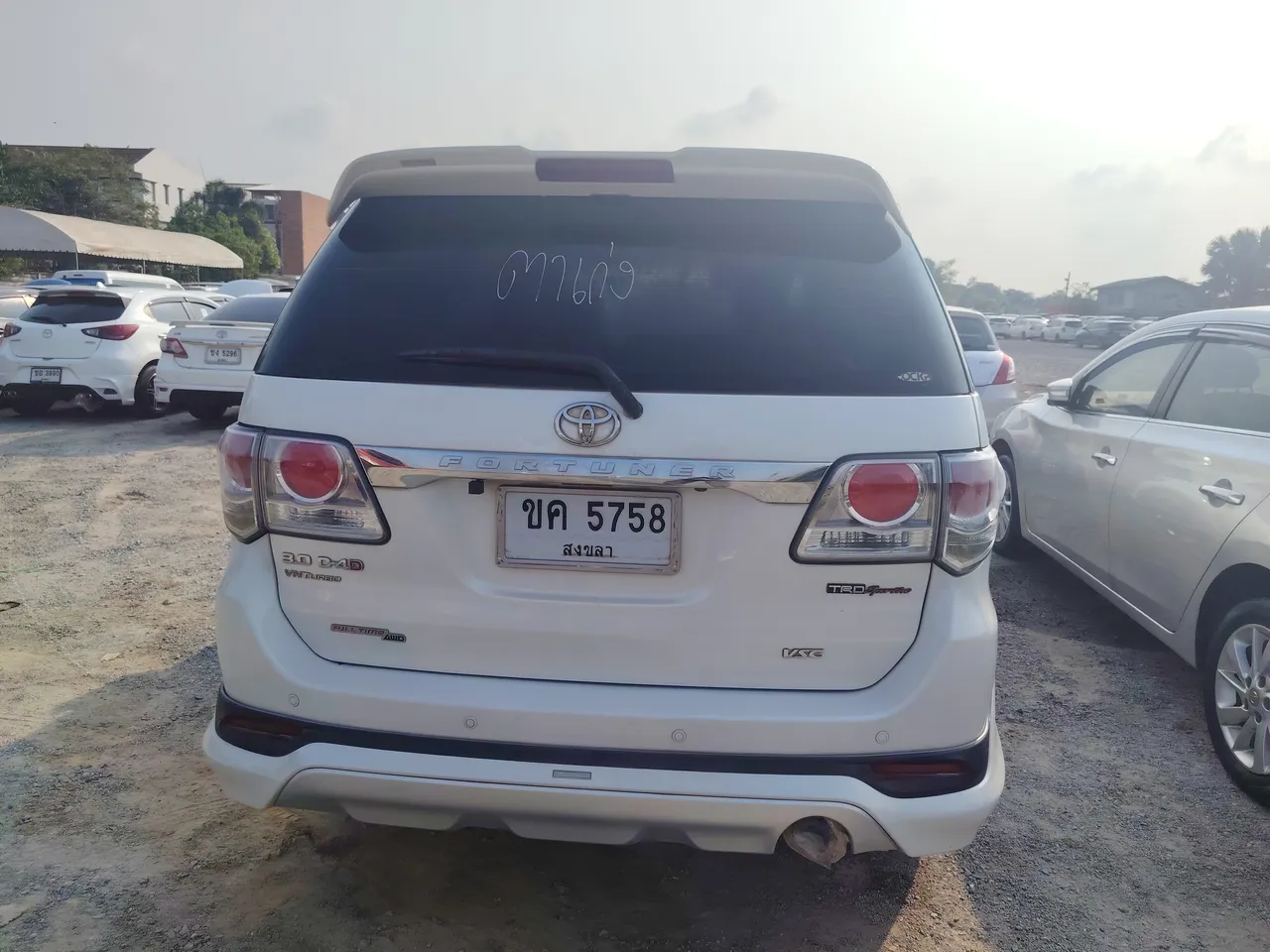 2012 Toyota Fortuner – Exterior
