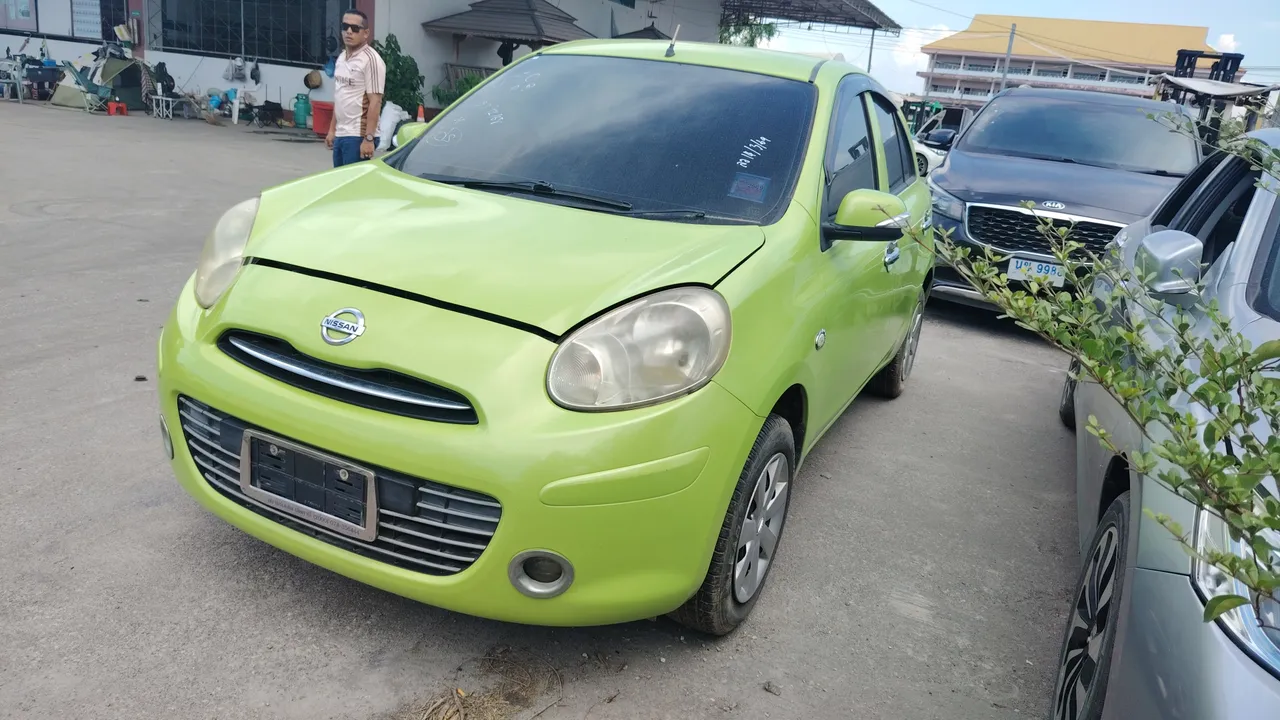 2011 Nissan March – Exterior