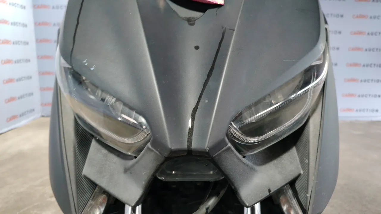 2020 Yamaha X-Max – Exterior