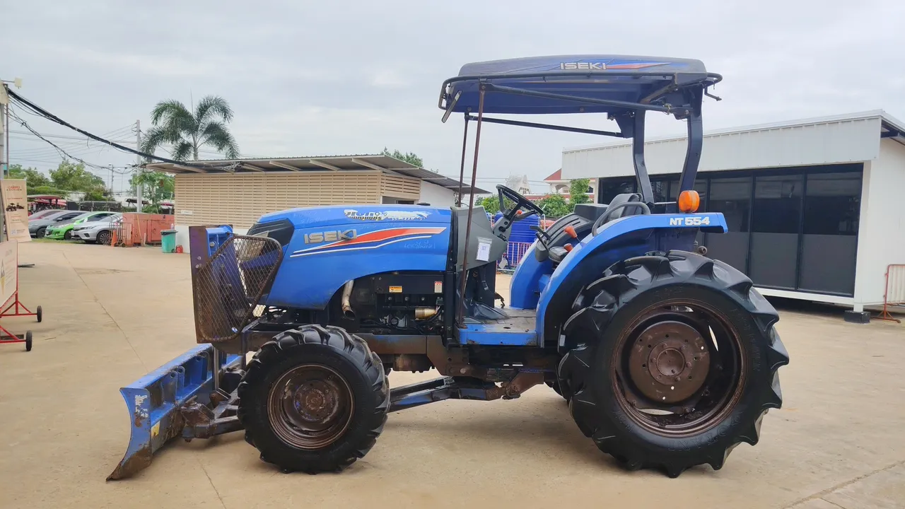 2018 Iseki NT554 – Exterior