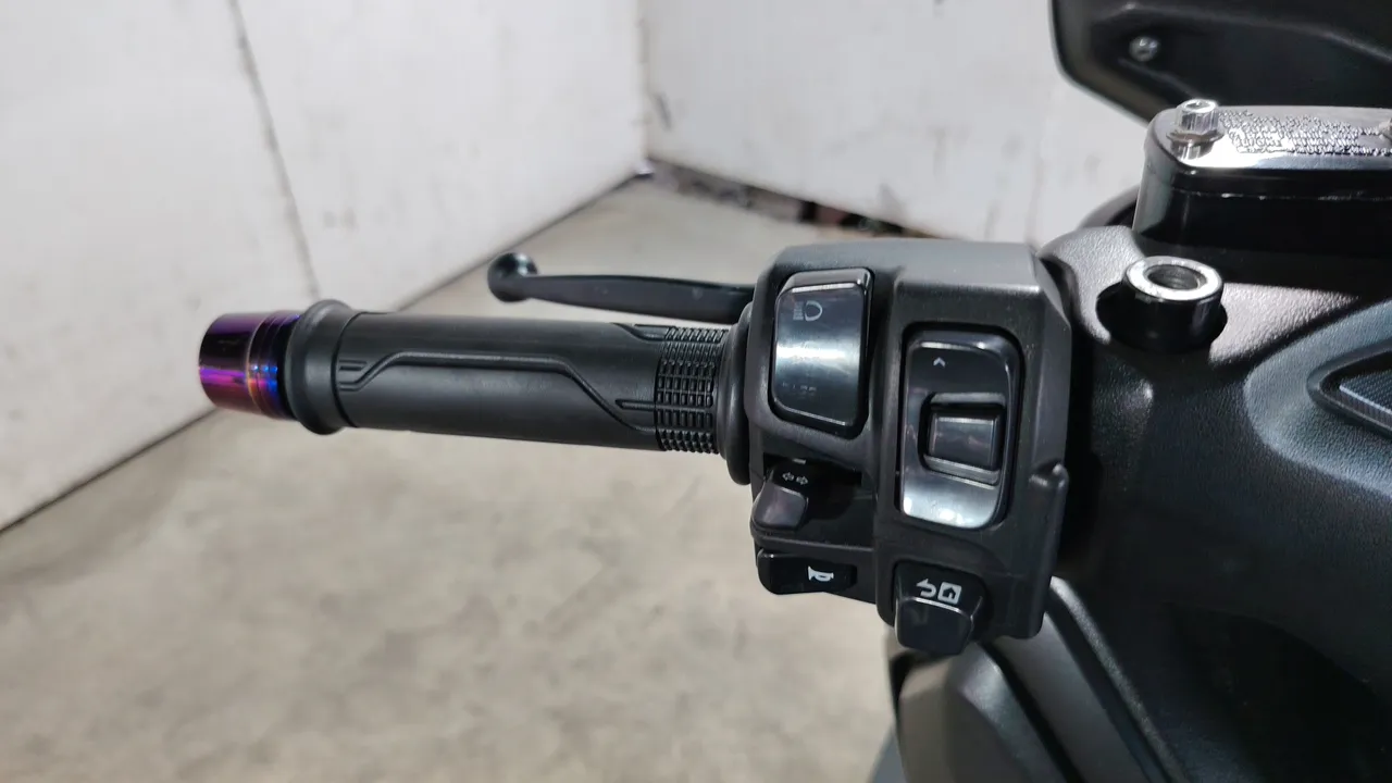2023 Yamaha X-Max – Exterior