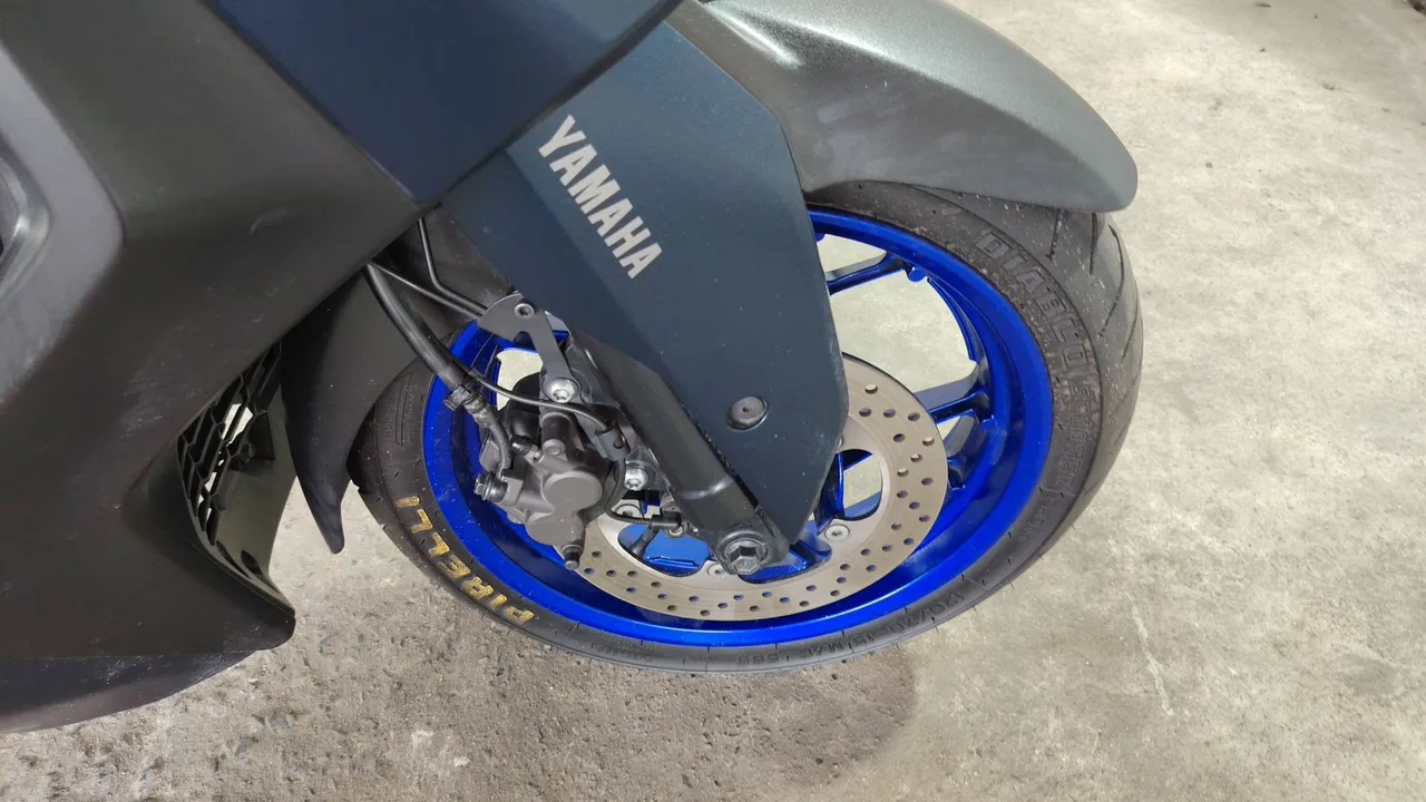 2023 Yamaha X-Max – Exterior