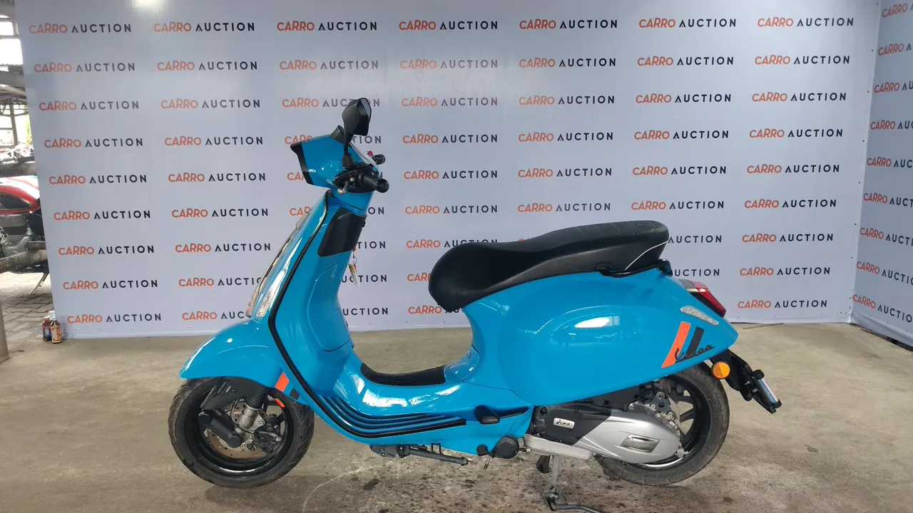 2024 Vespa Sprint – Exterior