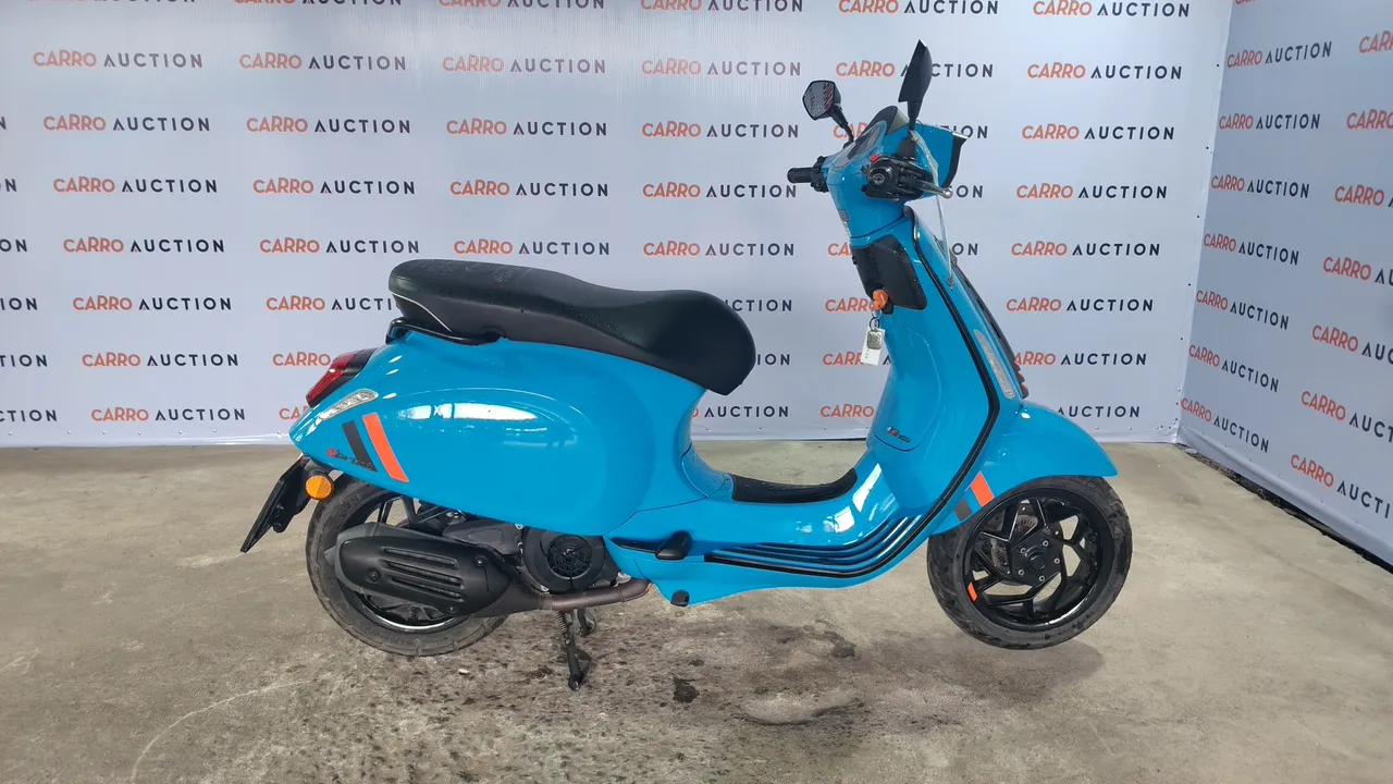 2024 Vespa Sprint – Exterior