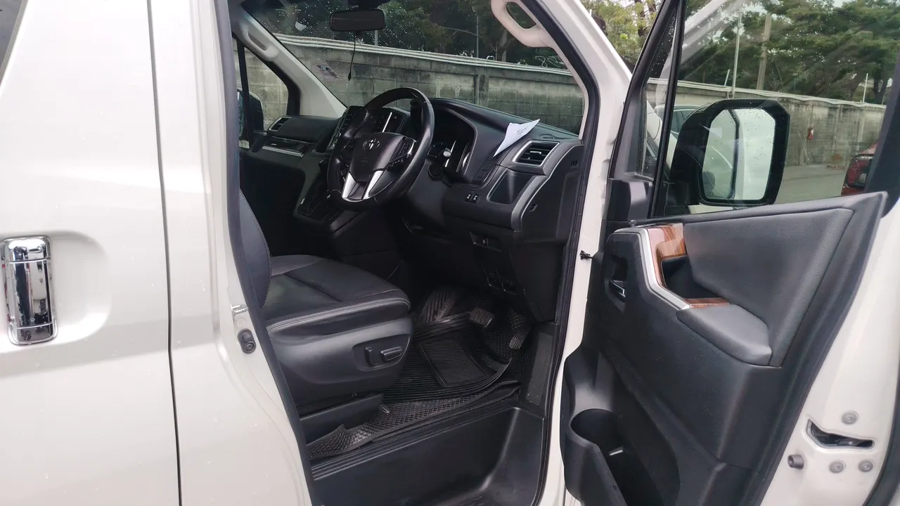 2020 Toyota Majesty – Exterior