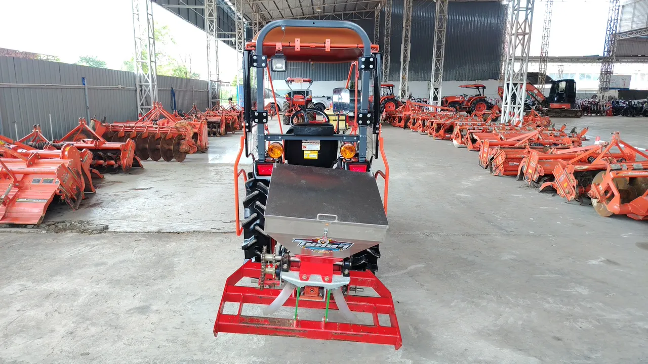 2024 Kubota B2740S-B – Back