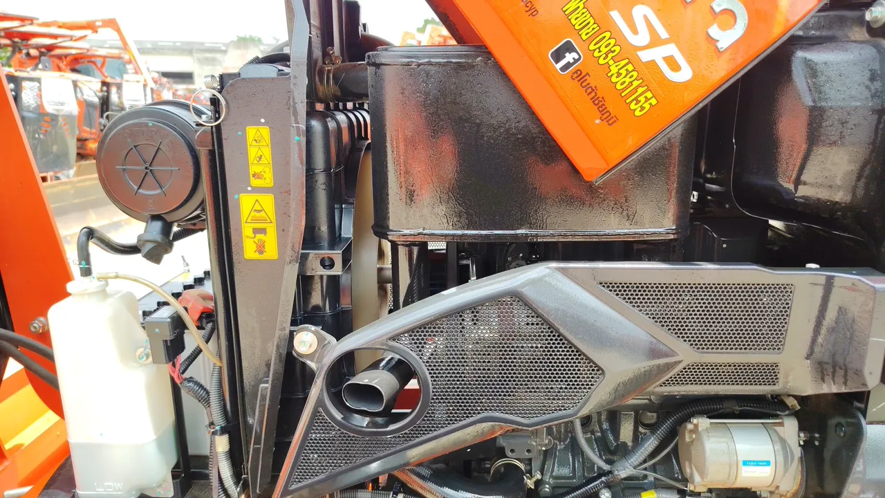 2024 Kubota L4018SP – Exterior