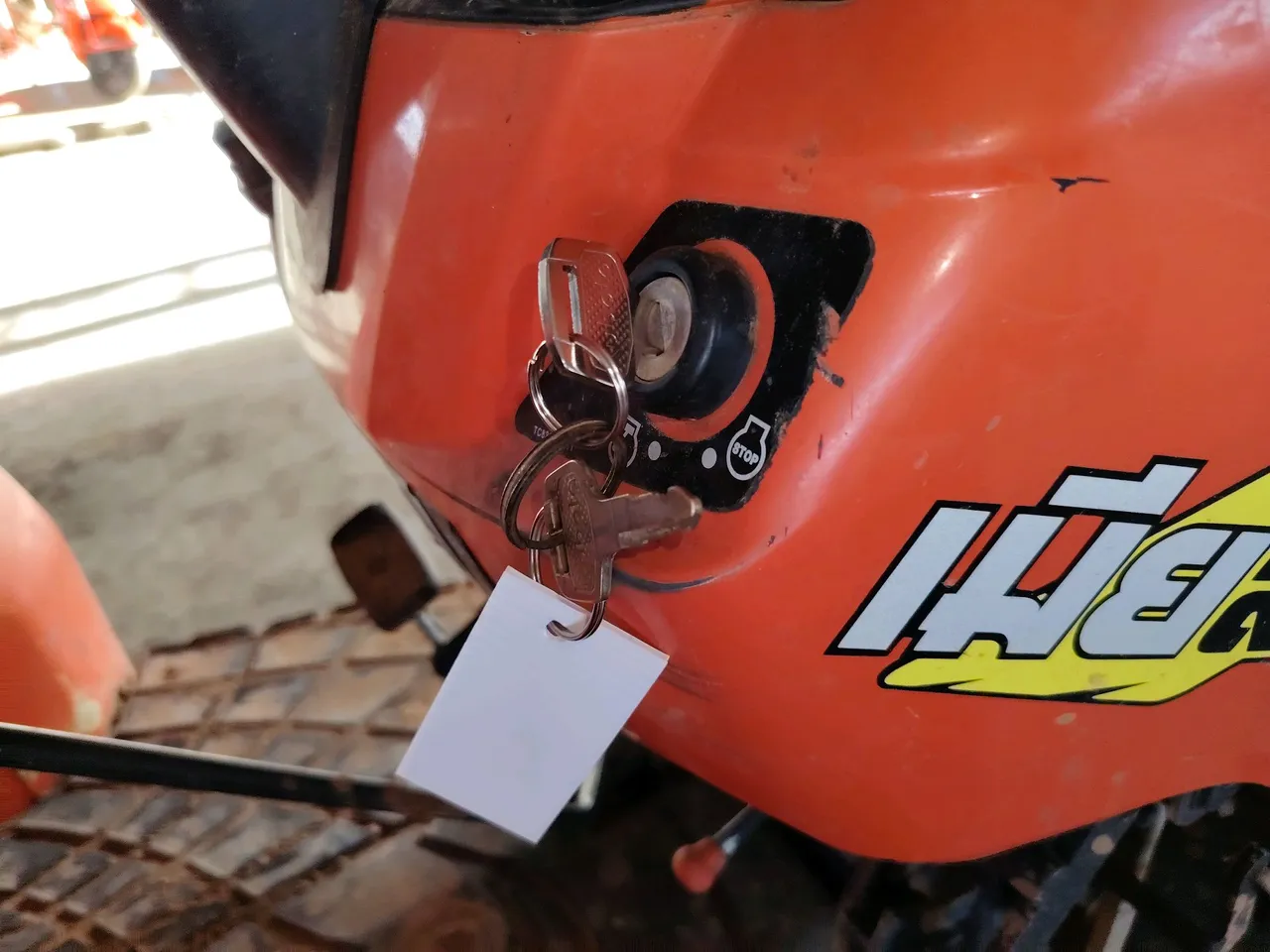 Kubota L5018SP – Exterior