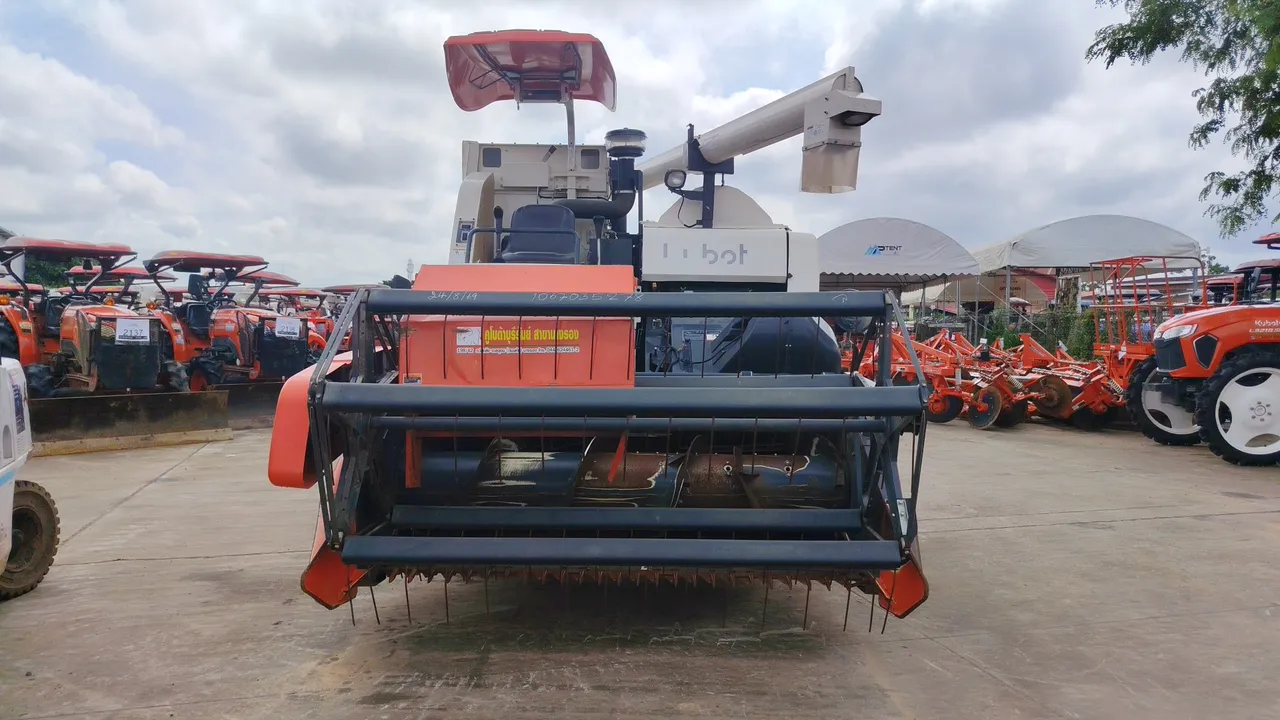 2022 Kubota DC-70G Pro – Exterior