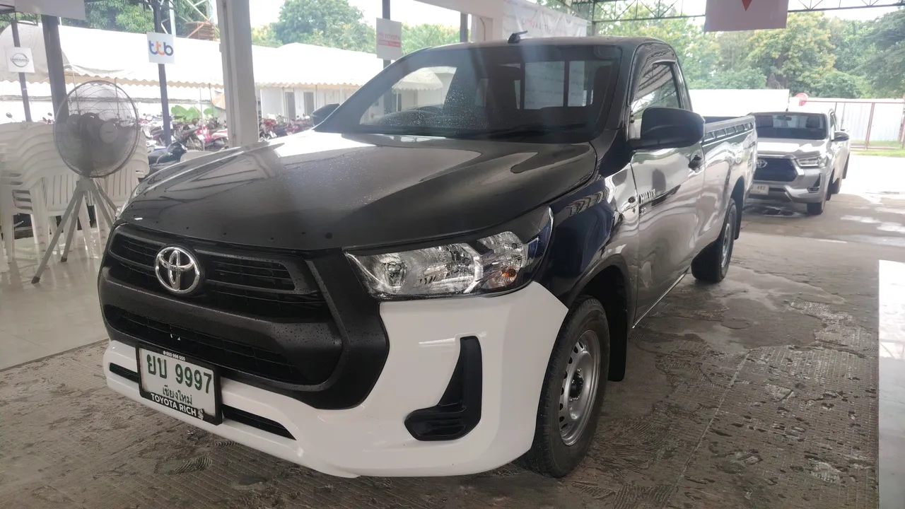 2023 Toyota Hilux Revo – Exterior