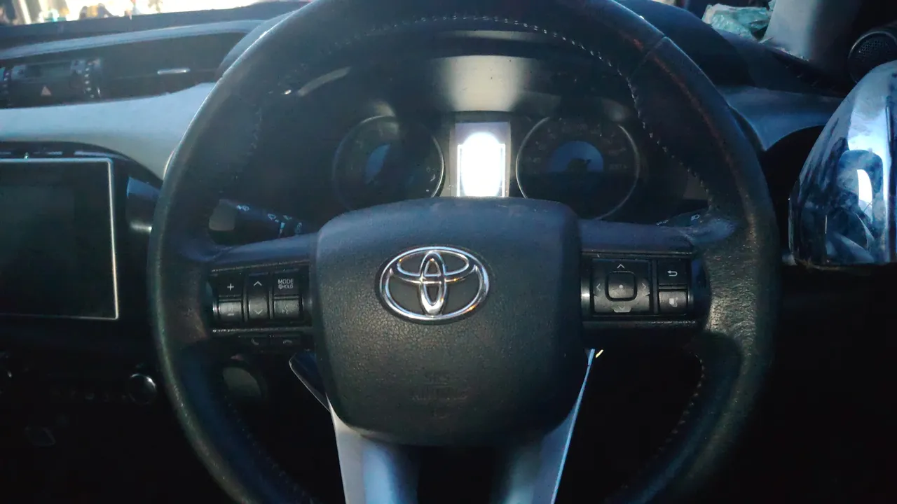 2015 Toyota Hilux Revo – Exterior