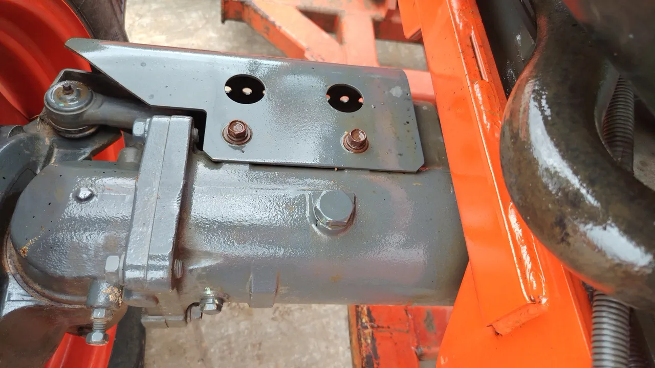 2025 Kubota L5018SP – Exterior
