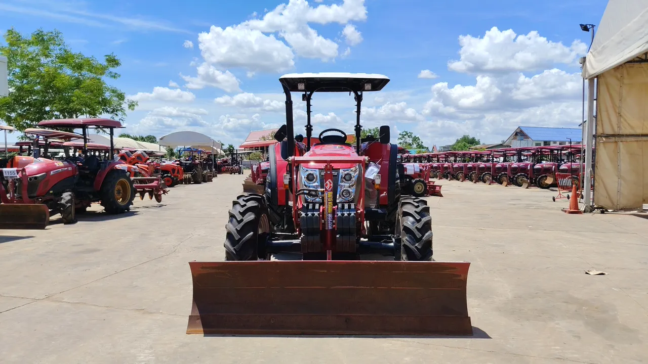 2024 Solis WT-75-4WD – Front