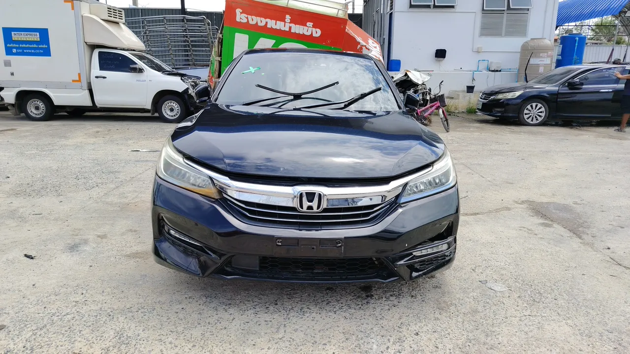 2016 Honda Accord – Exterior