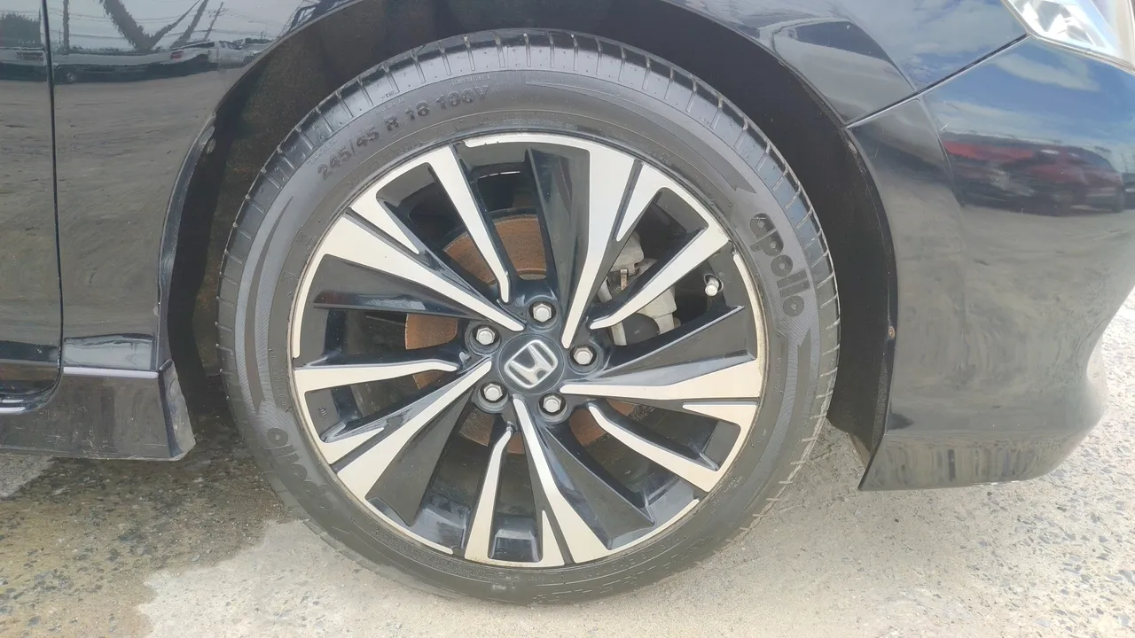 2016 Honda Accord – Exterior