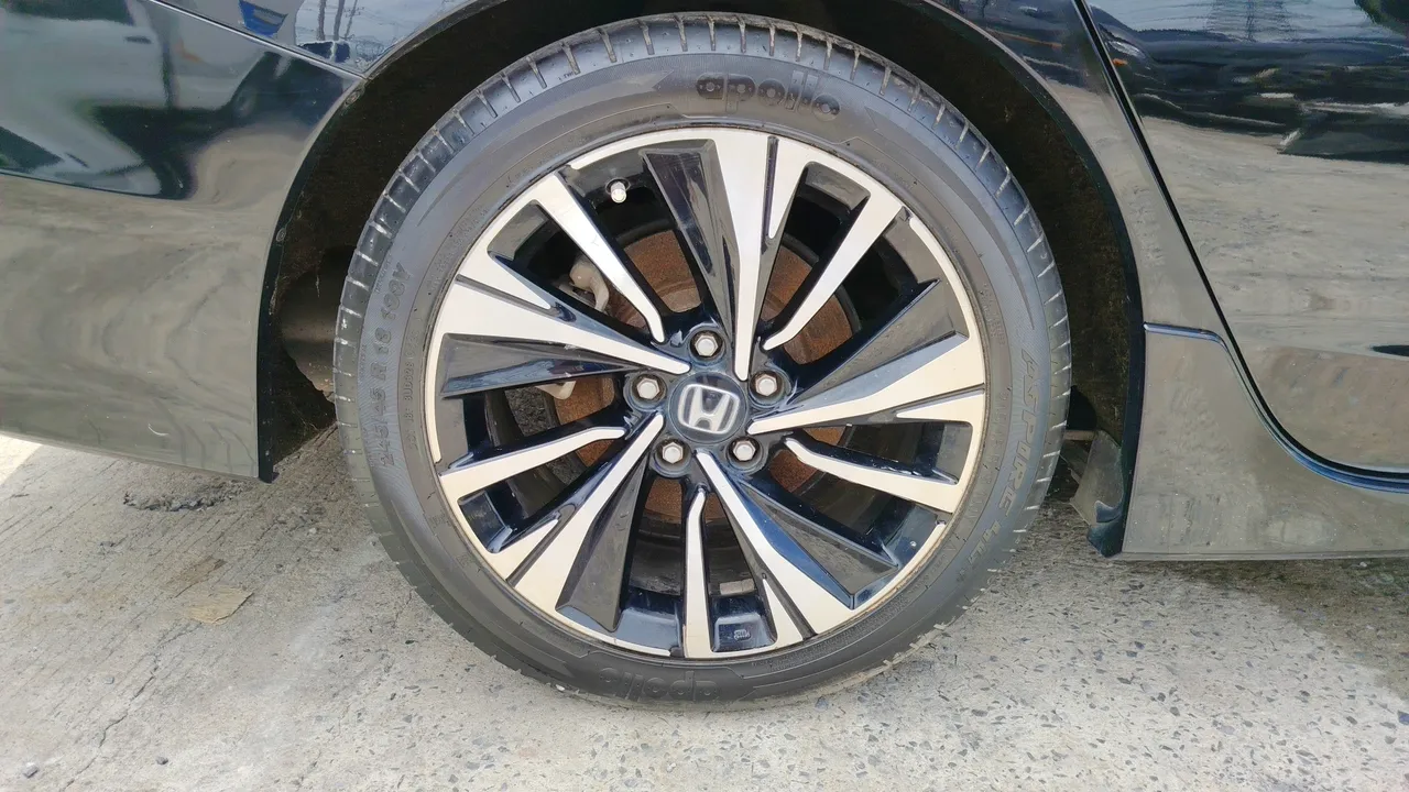 2016 Honda Accord – Exterior