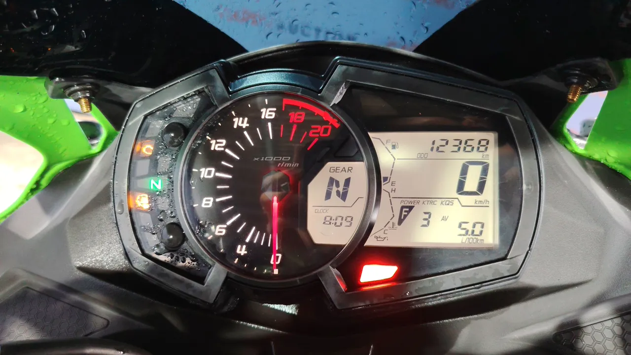 2021 Kawasaki Ninja ZX-25R – Exterior