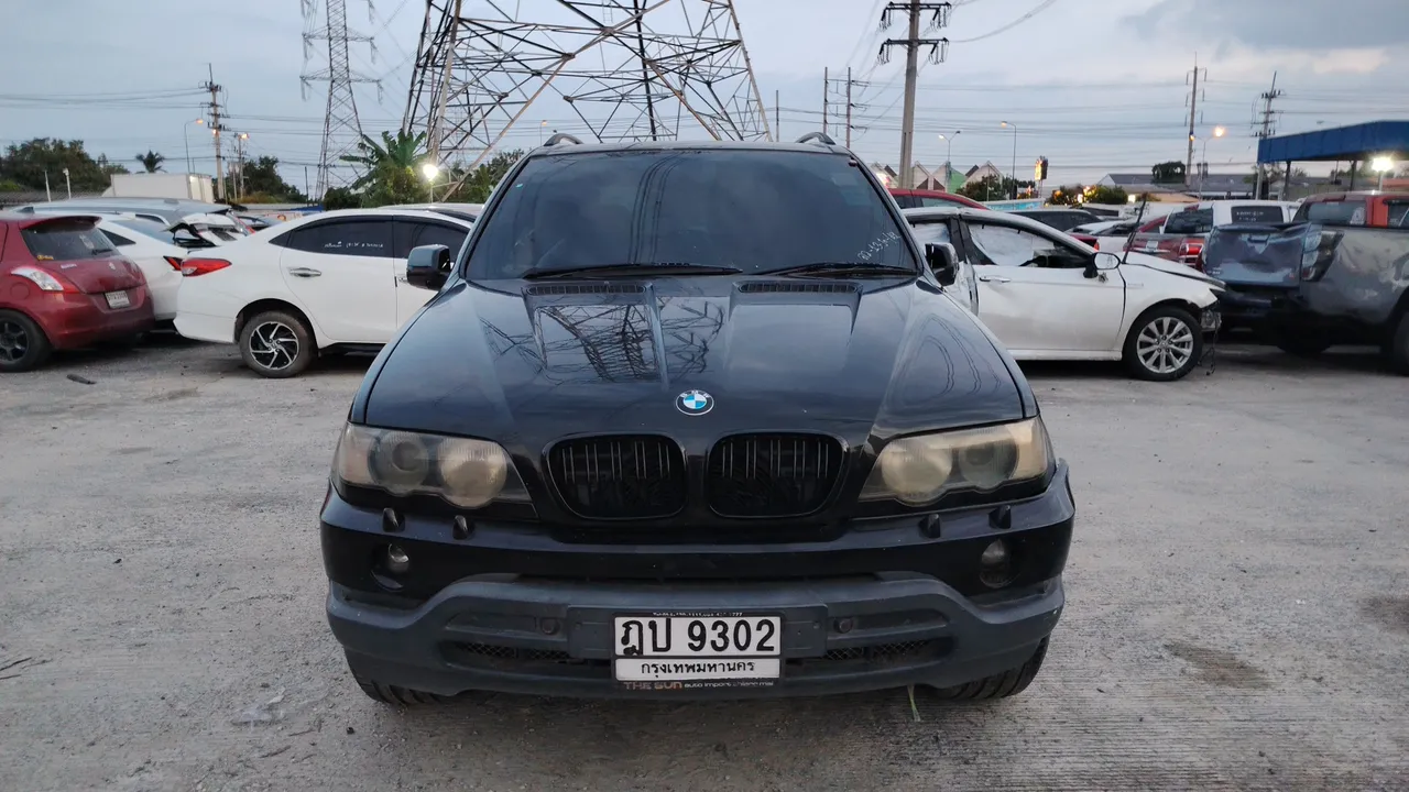 2004 BMW X5 – Exterior
