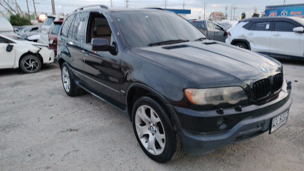 2004 BMW X5 – Exterior