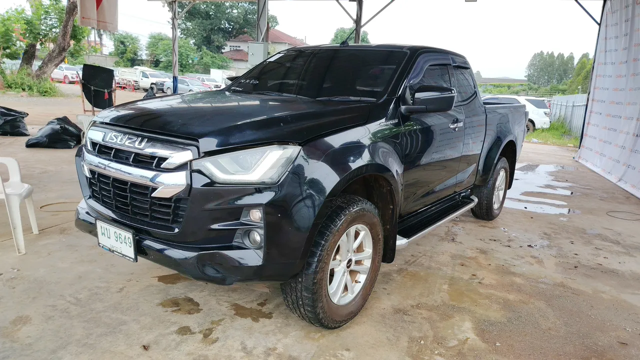 2019 Isuzu D-Max – Front
