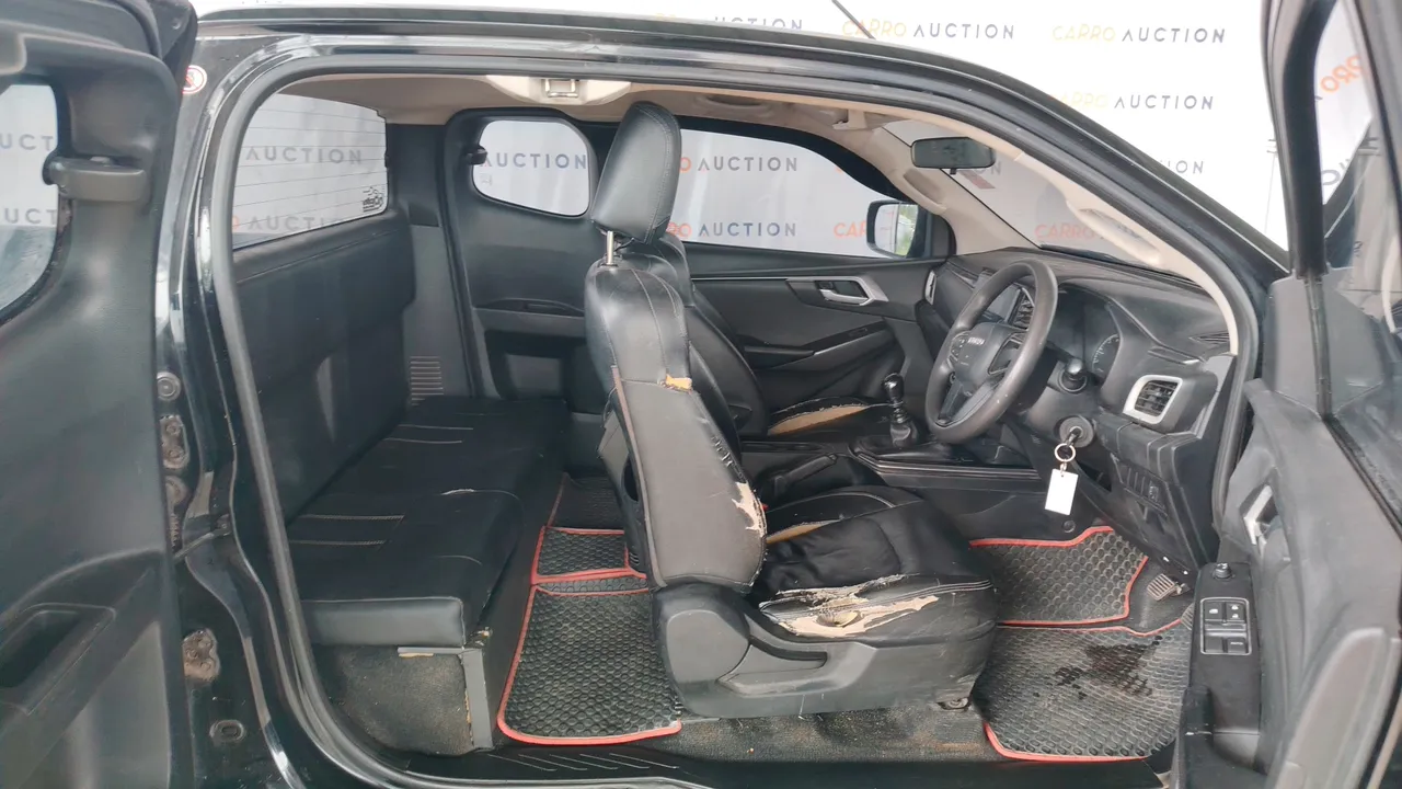 2019 Isuzu D-Max – Back