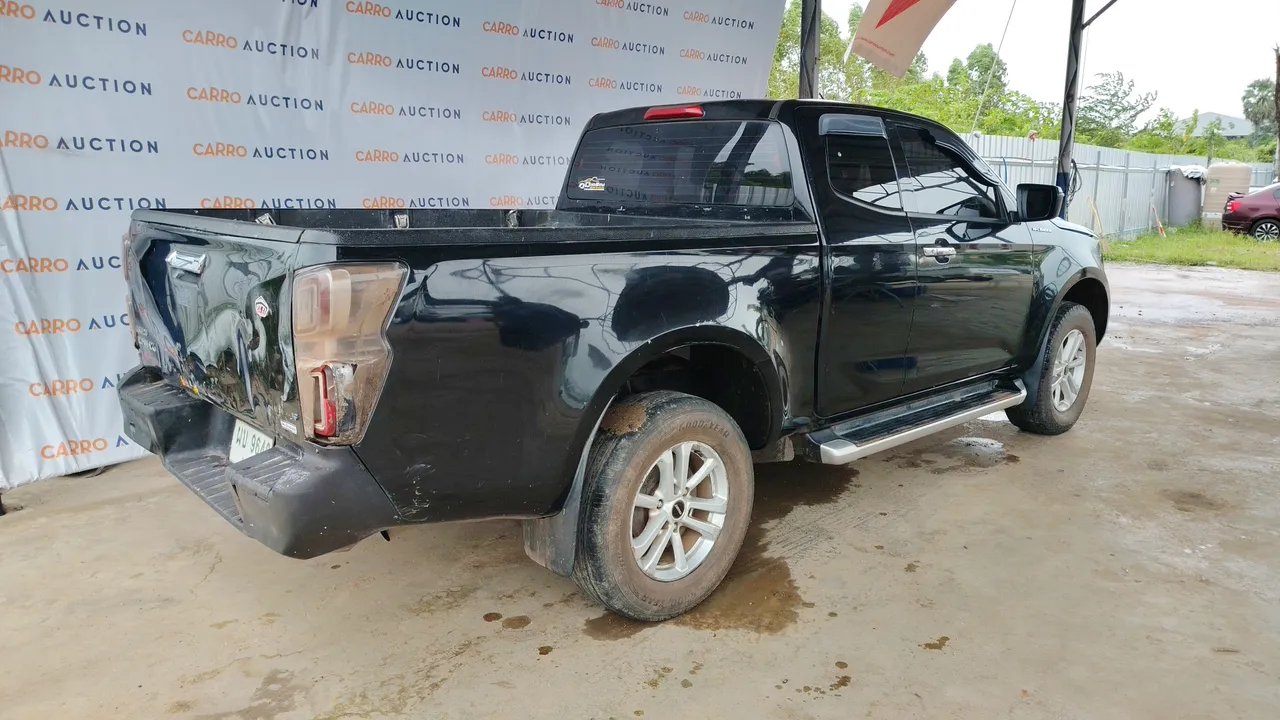 2019 Isuzu D-Max – Back