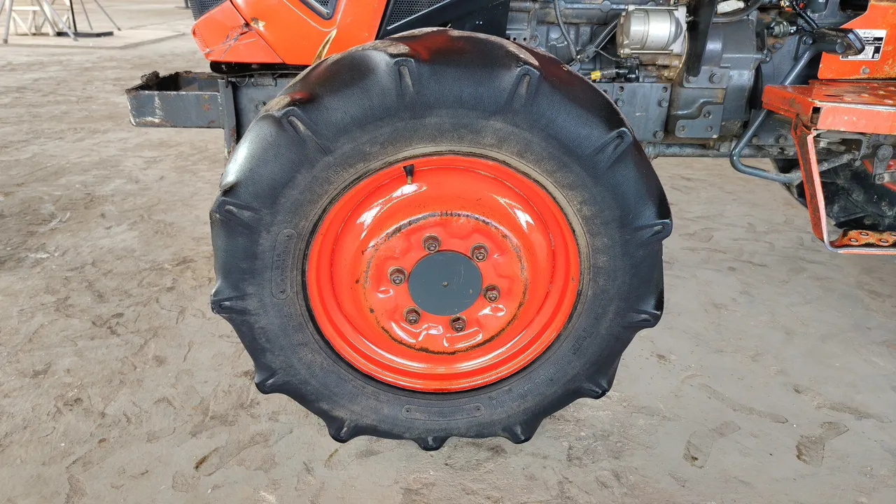 2022 Kubota L3218SP – Exterior