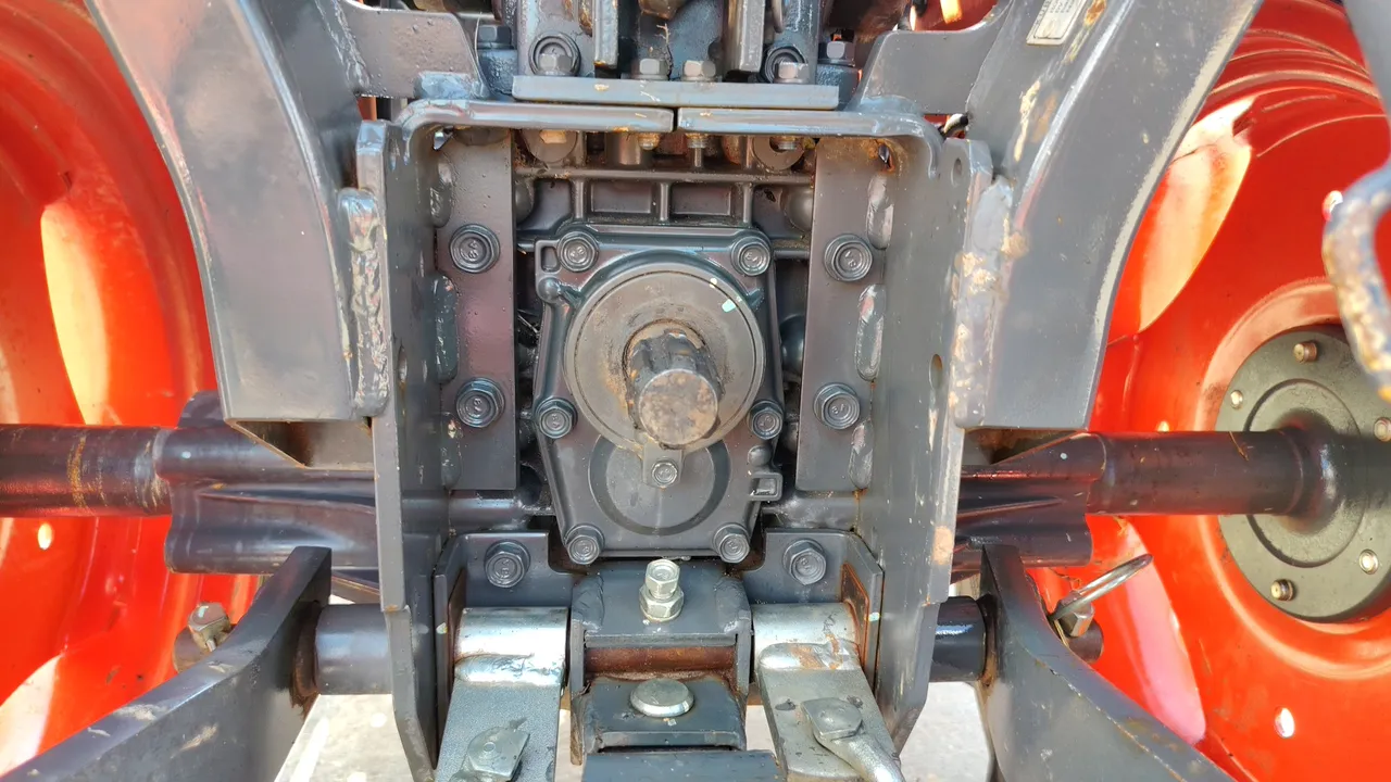 2012 Kubota B2440S-B – Exterior