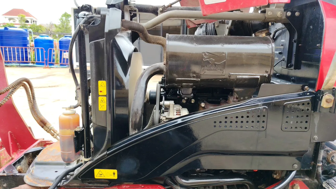2019 Yanmar YM351A – Exterior