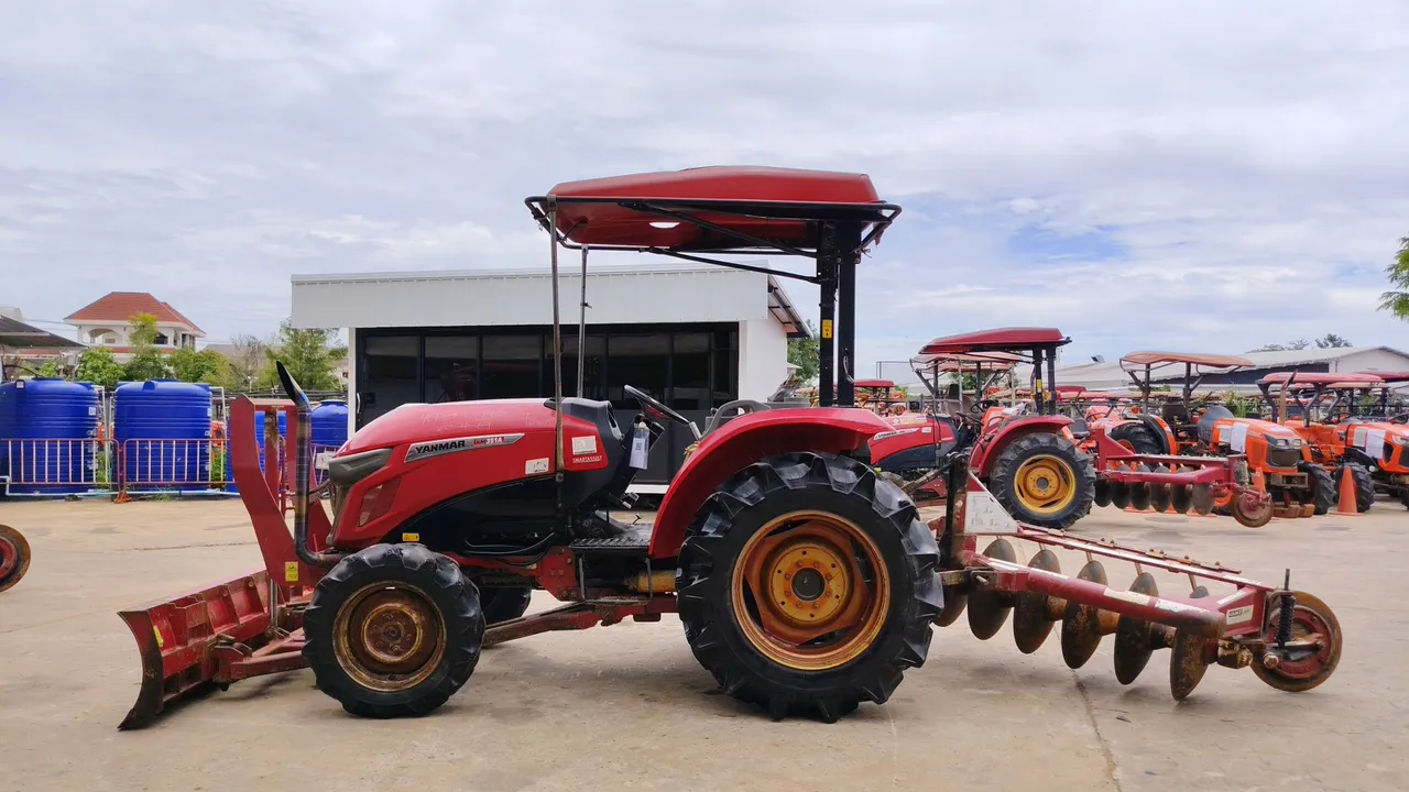 2019 Yanmar YM351A – Exterior