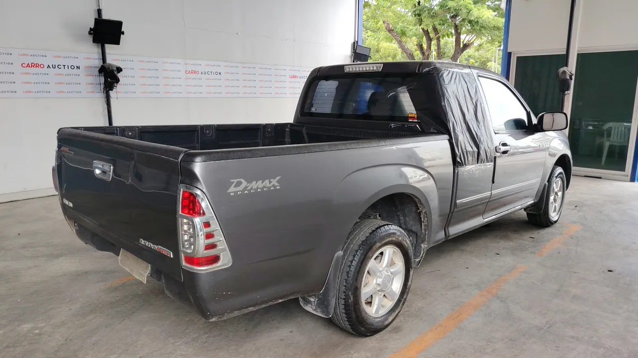 2010 Isuzu D-Max – Back