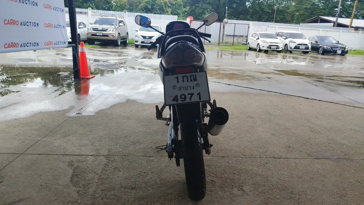 2009 Honda CBR150R – Exterior