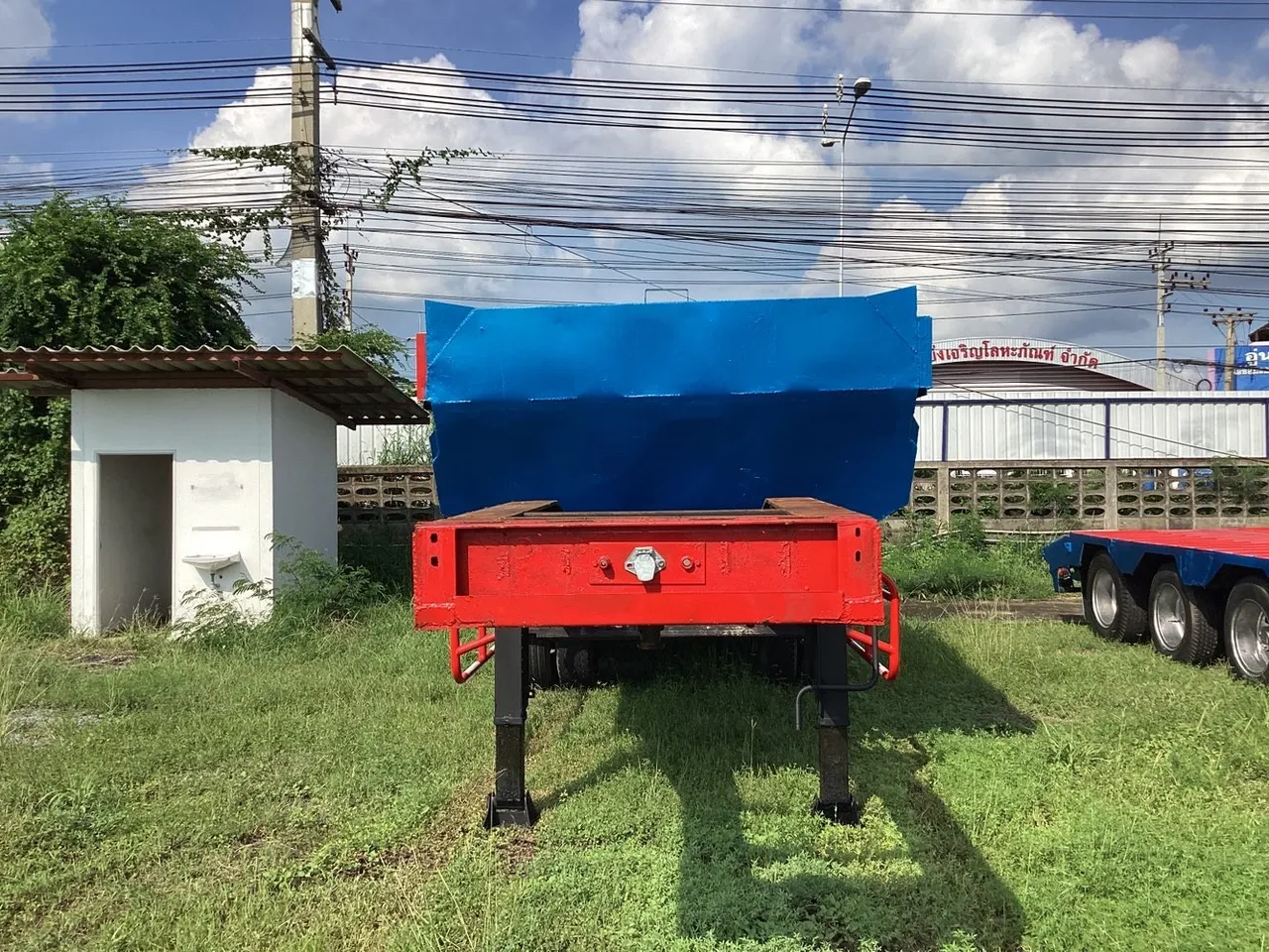 Unknown Semitrailer 3AXLES – Front