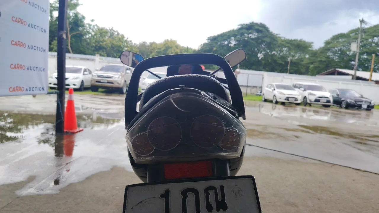 2009 Honda CBR150R – Exterior