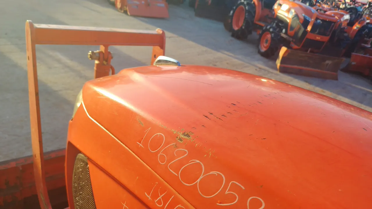 2016 Kubota L3218DT – Exterior