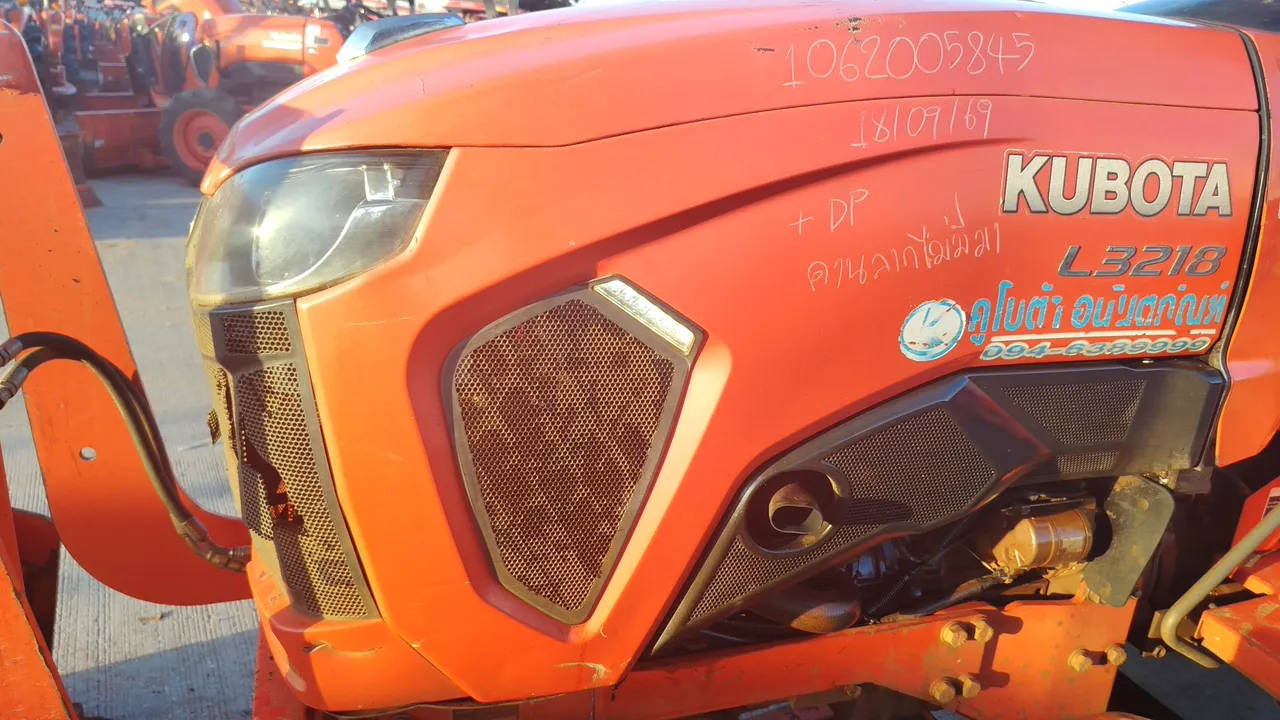 2016 Kubota L3218DT – Exterior