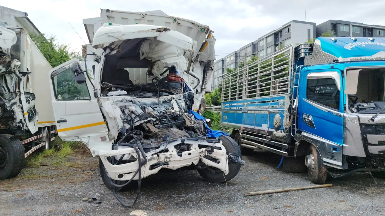 2026 Hino 500 – Front